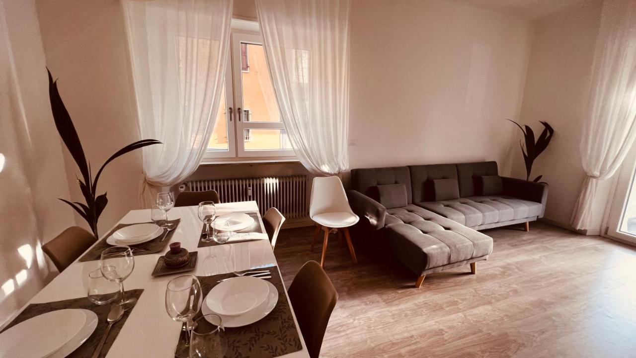 White House Lounge Supreme Apartment Udine Eksteriør billede